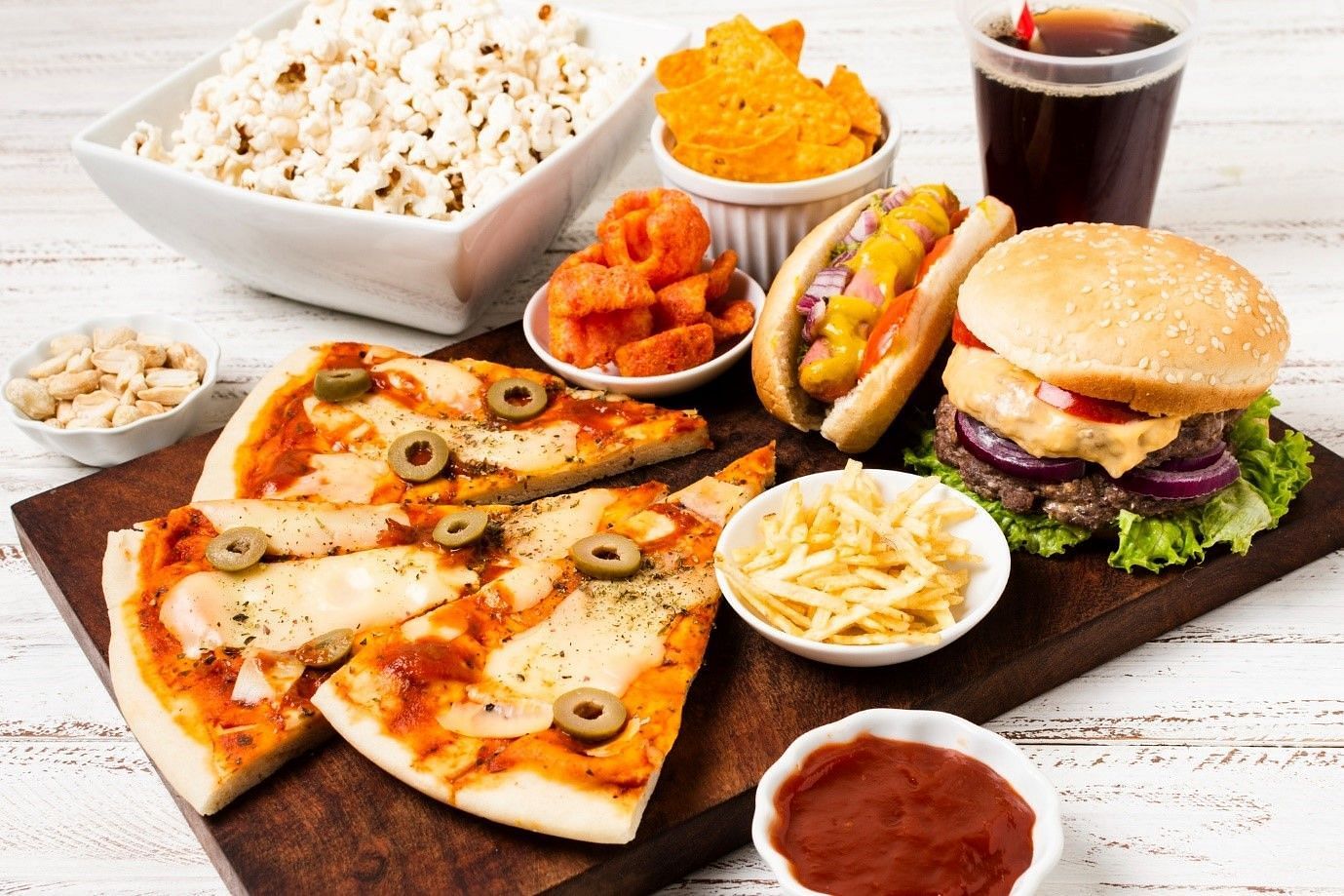 High Sodium intake is very unhealthy for your bones and heart. (Image by Freepik on Freepik)